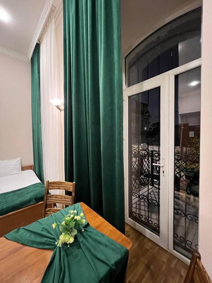 Swan Hotel Baku Ngoại thất bức ảnh