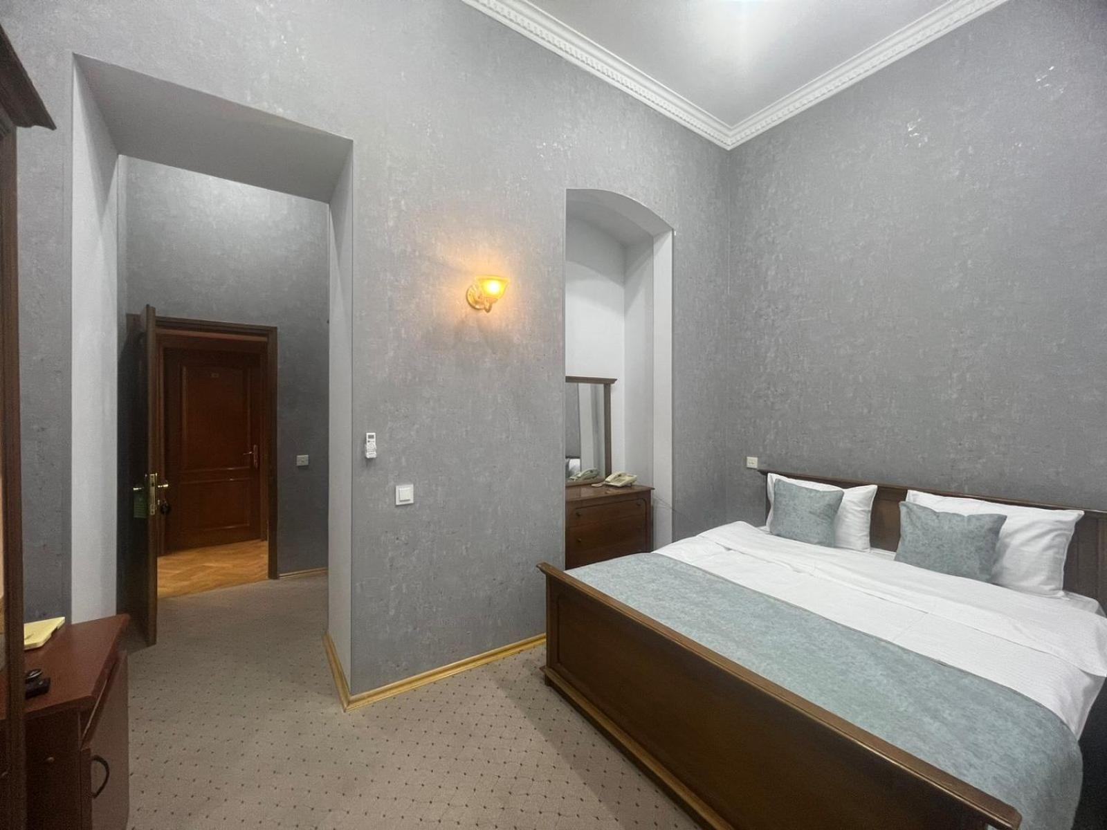 Swan Hotel Baku Ngoại thất bức ảnh